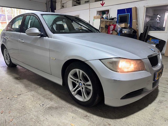 Bmw - 3-serie - 318i business line - 02-gjf-7 - afbeelding 16 van  19