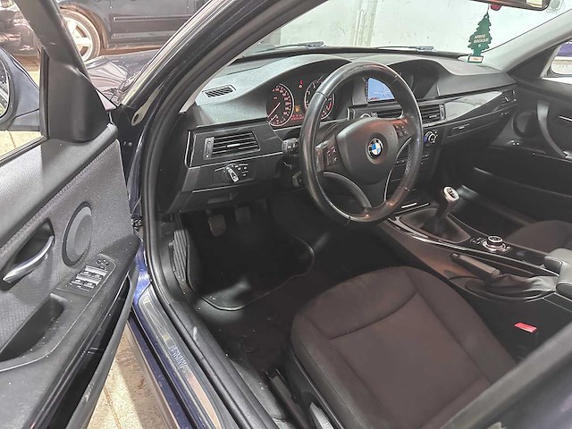 Bmw - 3-serie - 318i business line - 56-ndd-4- 2010 - afbeelding 16 van  18