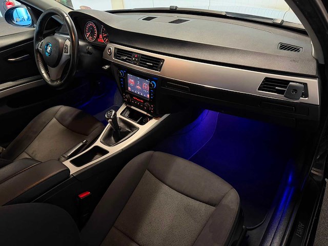 Bmw - 3-serie - 318i high executive - 04-tv-dv - 2007 iaw - afbeelding 16 van  23