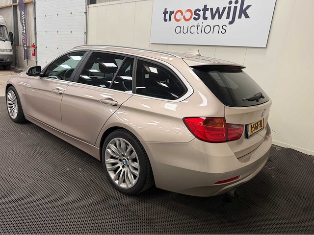 Bmw - 3-serie - 320 touring - personenauto - 2013 - afbeelding 19 van  25