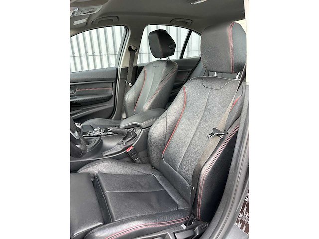 Bmw - 3-serie - 320i ede high exec - car - 2013 - afbeelding 6 van  35