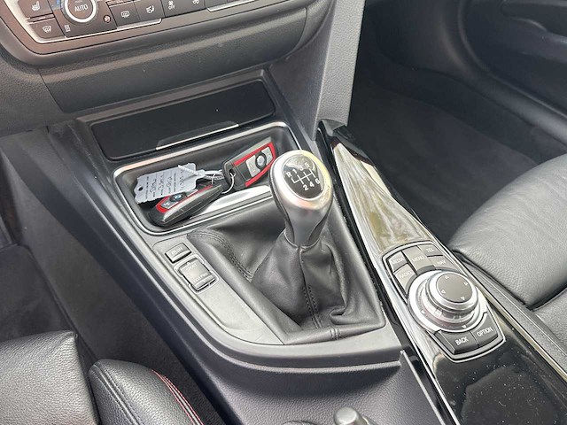 Bmw - 3-serie - 320i ede high exec - car - 2013 - afbeelding 13 van  35