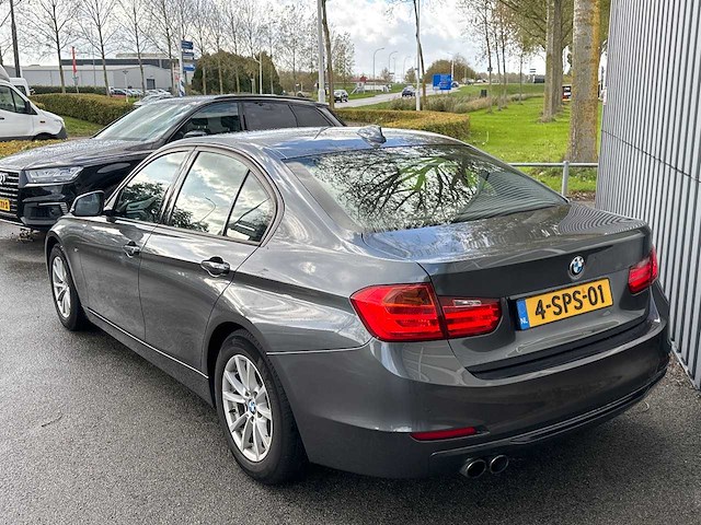 Bmw - 3-serie - 320i ede high exec - car - 2013 - afbeelding 23 van  35
