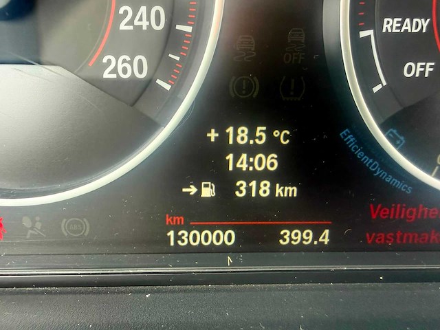 Bmw - 3-serie - 320i executive - 2012 - personenauto - 30-tzt-5 - afbeelding 5 van  13