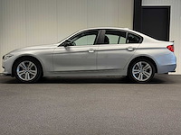 Bmw - 3-serie - 320i high executive - 29-txv-6 - 2012 iaw - afbeelding 12 van  27