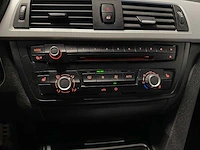 Bmw - 3-serie - 320i high executive - 29-txv-6 - 2012 iaw - afbeelding 3 van  27
