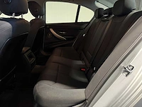 Bmw - 3-serie - 320i high executive - 29-txv-6 - 2012 iaw - afbeelding 9 van  27