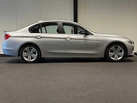 Bmw - 3-serie - 320i high executive - 29-txv-6 - 2012 iaw - afbeelding 16 van  27
