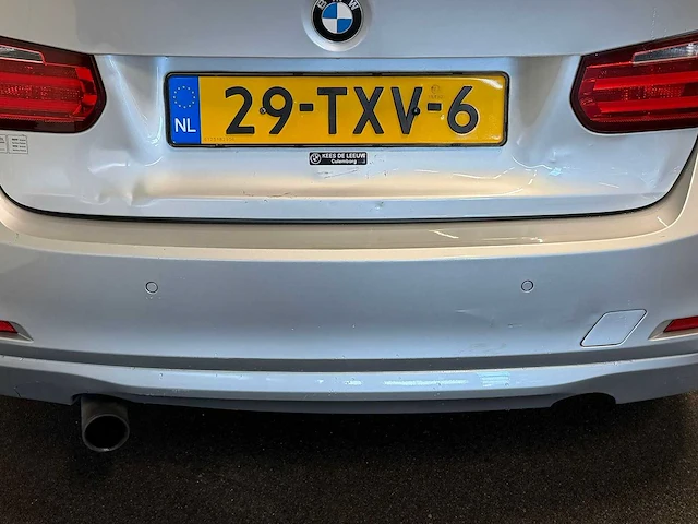 Bmw - 3-serie - 320i high executive - 29-txv-6 - 2012 iaw - afbeelding 19 van  27