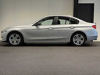 Bmw - 3-serie - 320i high executive - 29-txv-6 - 2012 iaw - afbeelding 12 van  27