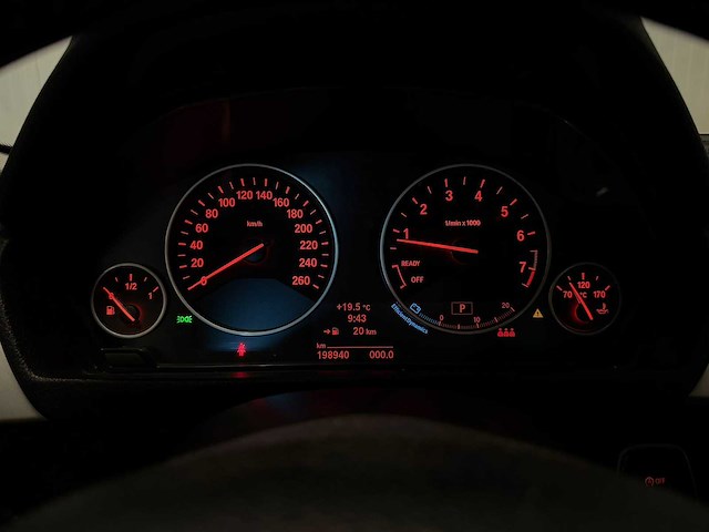 Bmw - 3-serie - 320i high executive - 29-txv-6 - 2012 iaw - afbeelding 11 van  11