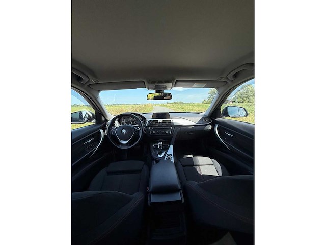 Bmw - 3-serie - 320i high executive - personenauto - 2012 - afbeelding 3 van  28