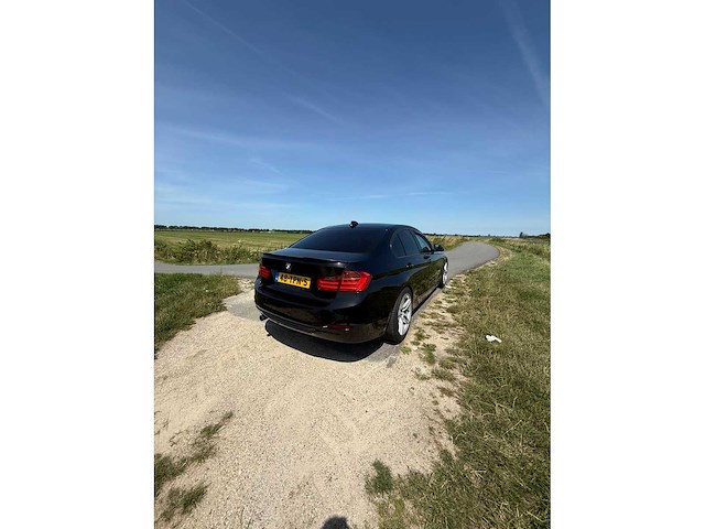 Bmw - 3-serie - 320i high executive - personenauto - 2012 - afbeelding 19 van  28