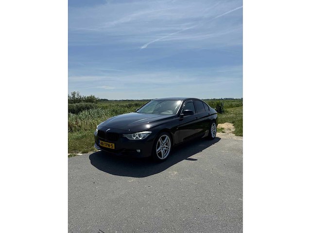 Bmw - 3-serie - 320i high executive - personenauto - 2012 - afbeelding 11 van  28
