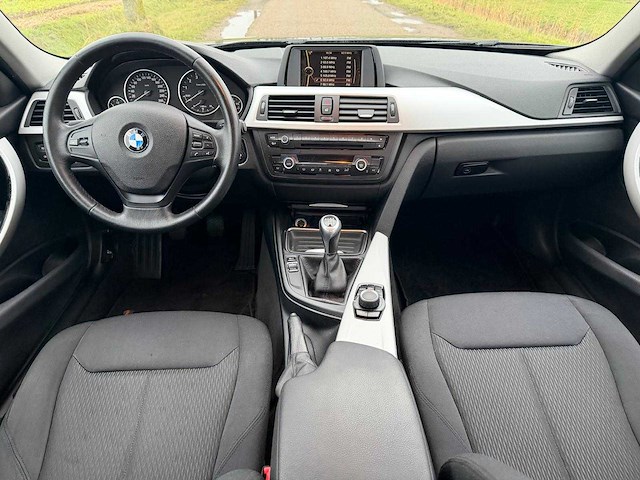 Bmw - 3-serie - 320i xdrive exec. n-423-zl 2012 iaw - afbeelding 11 van  13