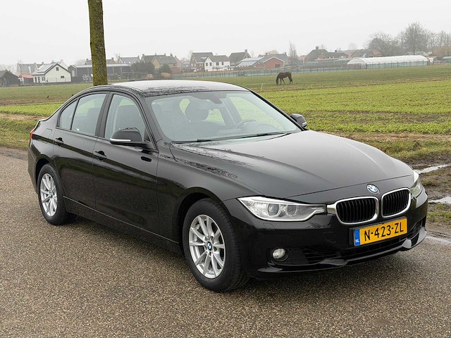 Bmw - 3-serie - 320i xdrive exec. n-423-zl 2012 iaw - afbeelding 2 van  13