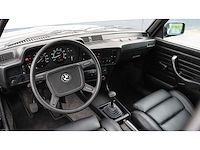 Bmw - 3-serie - 323i - v6 - 1983 - gerestaureerd - oldtimer - afbeelding 13 van  18