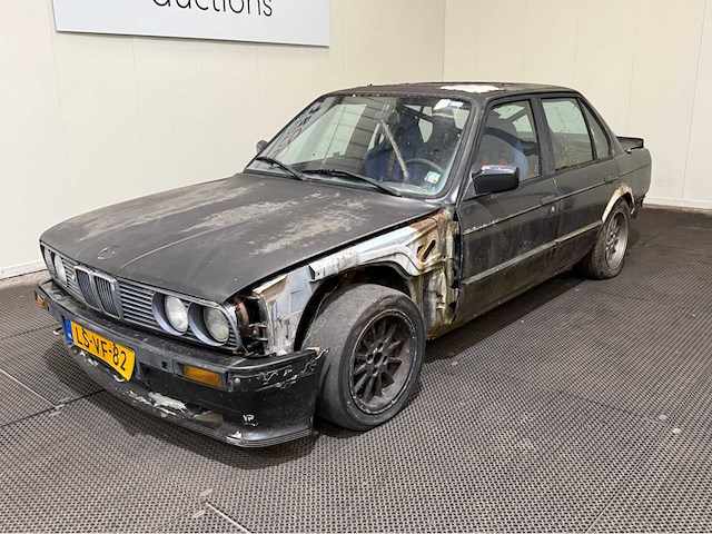 Bmw - 3-serie - 325i - oldtimer - 1987 - afbeelding 2 van  28
