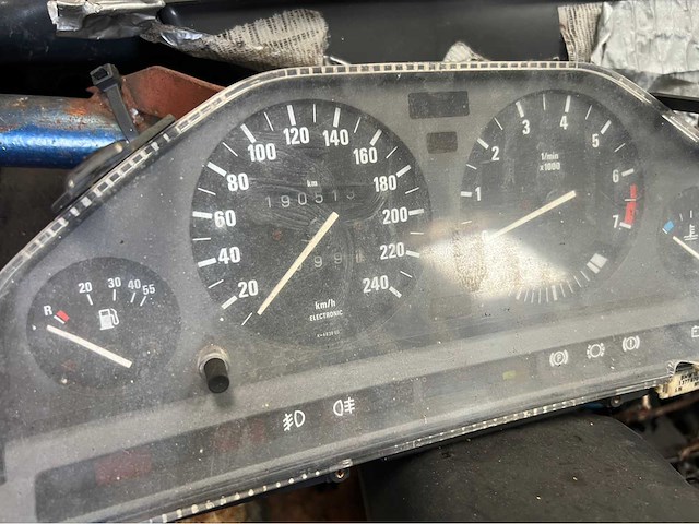 Bmw - 3-serie - 325i - oldtimer - 1987 - afbeelding 5 van  26