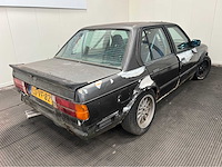 Bmw - 3-serie - 325i - oldtimer - 1987 - afbeelding 24 van  26