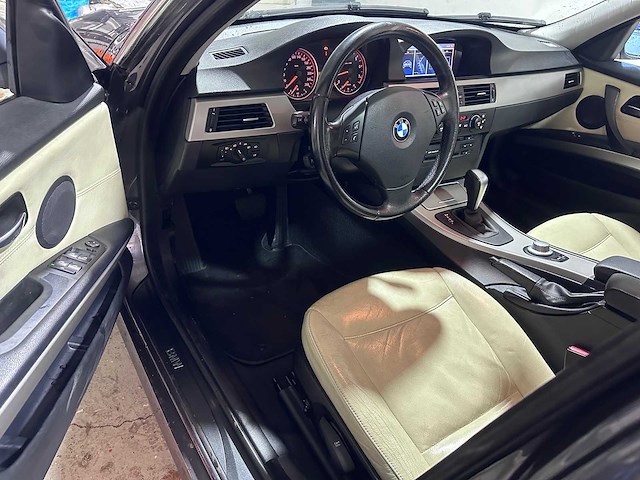 Bmw - 3-serie - 325i dynamic exec. - 55-rs-gs - afbeelding 19 van  20