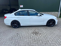 Bmw - 3-serie - 328i high executive - bmw - 2013 - afbeelding 15 van  26