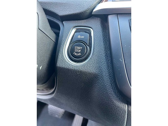 Bmw - 3-serie - 328i high executive - bmw - 2013 - afbeelding 18 van  26