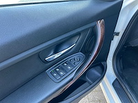 Bmw - 3-serie - 328i high executive - bmw - 2013 - afbeelding 24 van  26