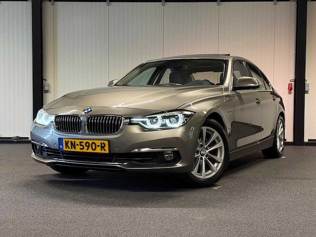 Bmw - 3-serie - 330e cent.hi.ex.2016 kn-590-r iaw - afbeelding 1 van  29