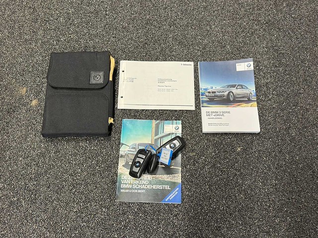 Bmw - 3-serie - 330e cent.hi.ex.2016 kn-590-r iaw - afbeelding 16 van  29