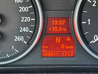 Bmw - 3-serie - 330xi - 20-kzn-1 - 2007 - afbeelding 13 van  36