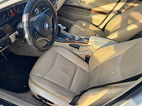 Bmw - 3-serie - 330xi - 20-kzn-1 - 2007 - afbeelding 7 van  33