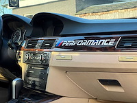 Bmw - 3-serie - 330xi - 20-kzn-1 - 2007 - afbeelding 16 van  23