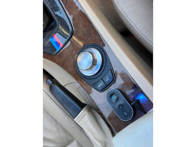 Bmw - 3-serie - 330xi - 20-kzn-1 - 2007 - afbeelding 12 van  35