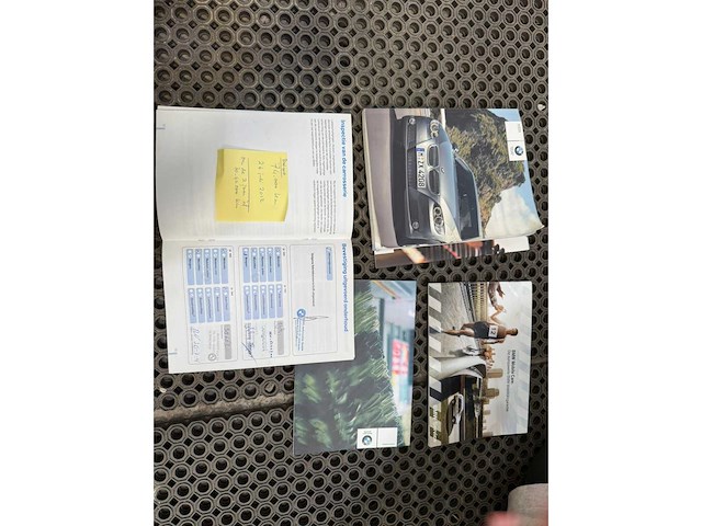 Bmw - 3 serie - 335i - cabrio - personenauto - 2007 - afbeelding 19 van  36