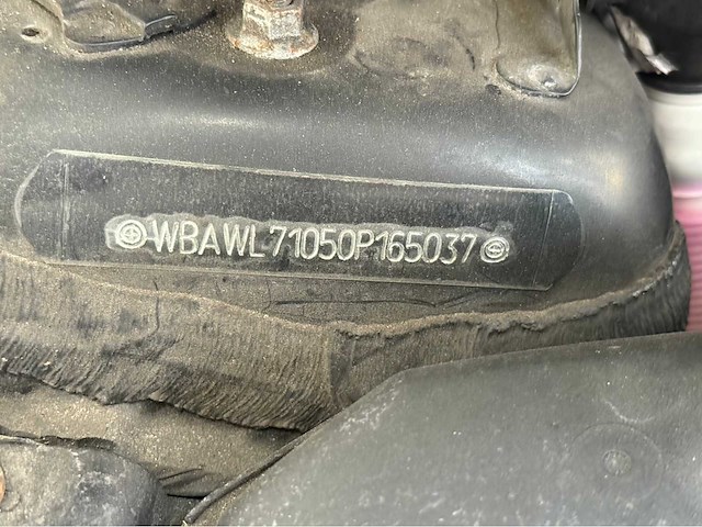 Bmw - 3 serie - 335i - cabrio - personenauto - 2007 - afbeelding 20 van  36