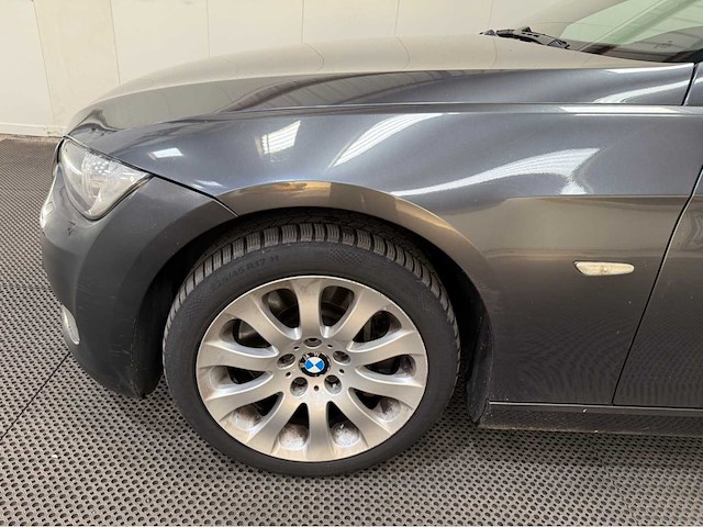 Bmw - 3 serie - 335i - cabrio - personenauto - 2007 - afbeelding 26 van  36