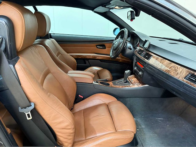 Bmw - 3 serie - 335i - cabrio - personenauto - 2007 - afbeelding 10 van  36