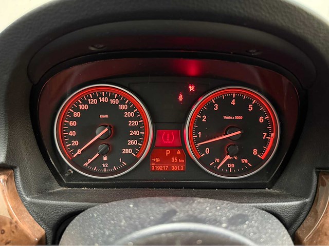 Bmw - 3 serie - 335i - cabrio - personenauto - 2007 - afbeelding 13 van  36
