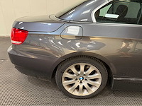 Bmw - 3 serie - 335i - cabrio - personenauto - 2007 - afbeelding 27 van  36