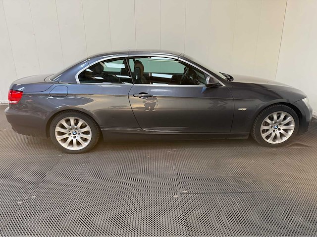 Bmw - 3 serie - 335i - cabrio - personenauto - 2007 - afbeelding 34 van  36