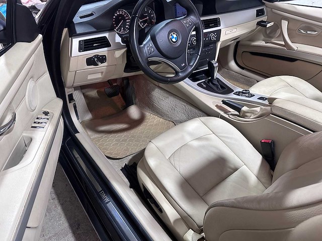 Bmw - 3-serie cabrio - 320i automaat- jfk-96-h - 2009 - afbeelding 7 van  7