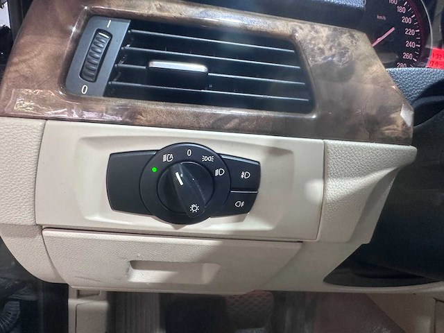 Bmw - 3-serie cabrio - 325i automaat - 61-xj-vv- 2007 - afbeelding 6 van  16