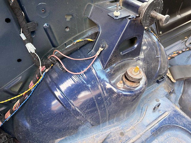 Bmw - 3-serie e36 - 323ti - 2000 - personenauto - afbeelding 11 van  22