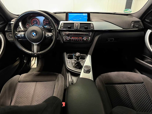 Bmw - 3-serie touring - 316i executive - 1-zgr-39 - 2015 iaw - afbeelding 8 van  26