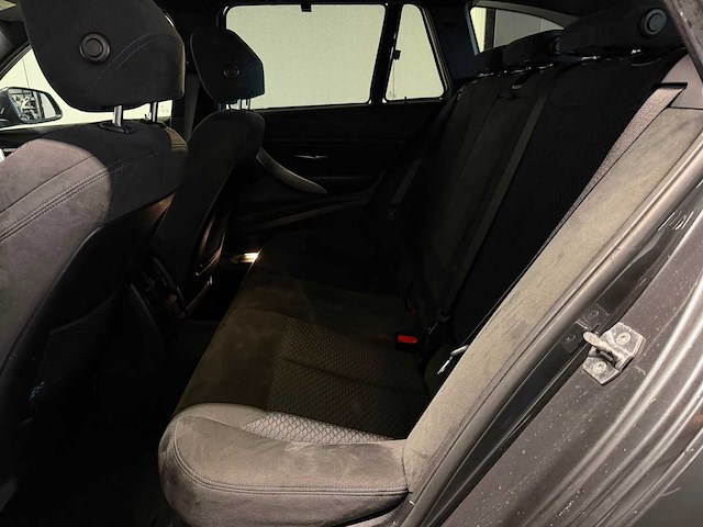 Bmw - 3-serie touring - 316i executive - 1-zgr-39 - 2015 iaw - afbeelding 7 van  26