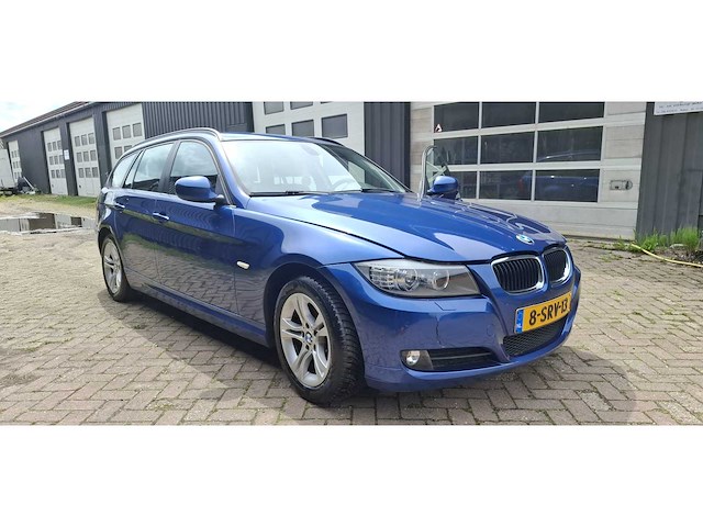 Bmw - 3-serie touring - 318d business line - personenauto - 2010 - afbeelding 16 van  22