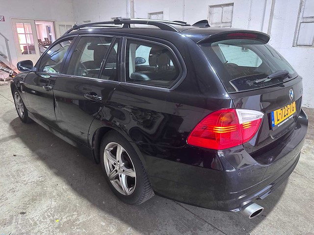 Bmw - 3-serie touring - 318i - l-723-tg- 2008 - afbeelding 11 van  21