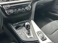 Bmw - 3-serie touring - 318i executive - car - 2017 - afbeelding 2 van  24