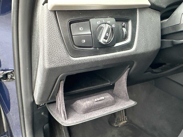 Bmw - 3-serie touring - 318i executive - car - 2017 - afbeelding 6 van  24